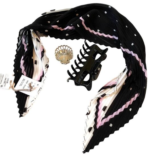a new day Accordion Polka Dot Black and White Hair Bandana Shell Claw Clip Set - Picture 3 of 3